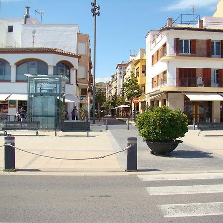 Hostal Platja Cambrils Buitenkant foto