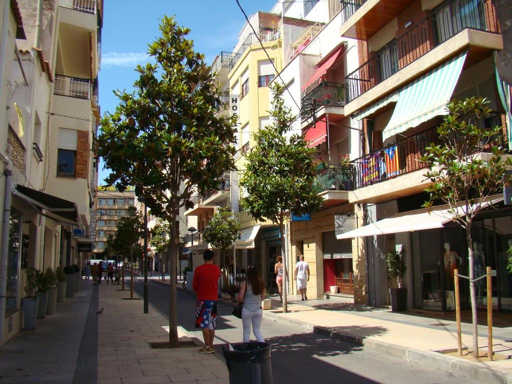 Hostal Platja Cambrils Buitenkant foto