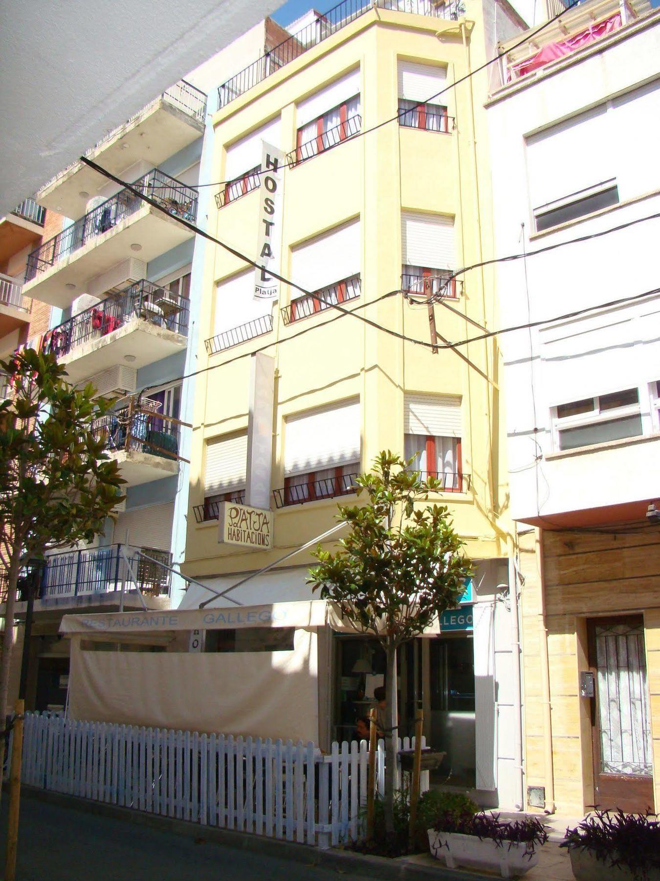 Hostal Platja Cambrils Buitenkant foto